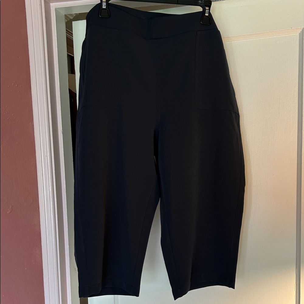 32 Degrees Black Cropped Pants
